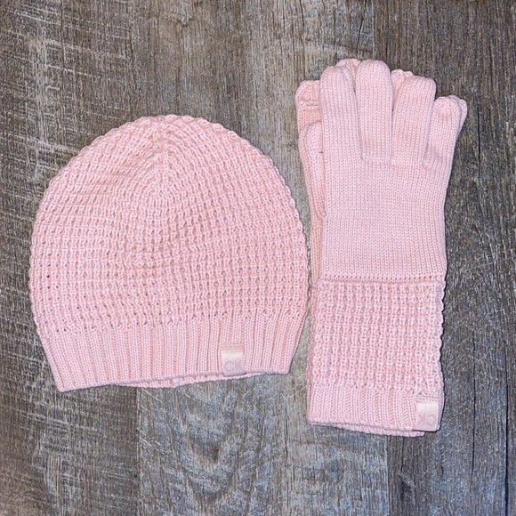 Calvin Klein Pink Knit Touch Glove and Hat Set OS - Picture 1 of 15